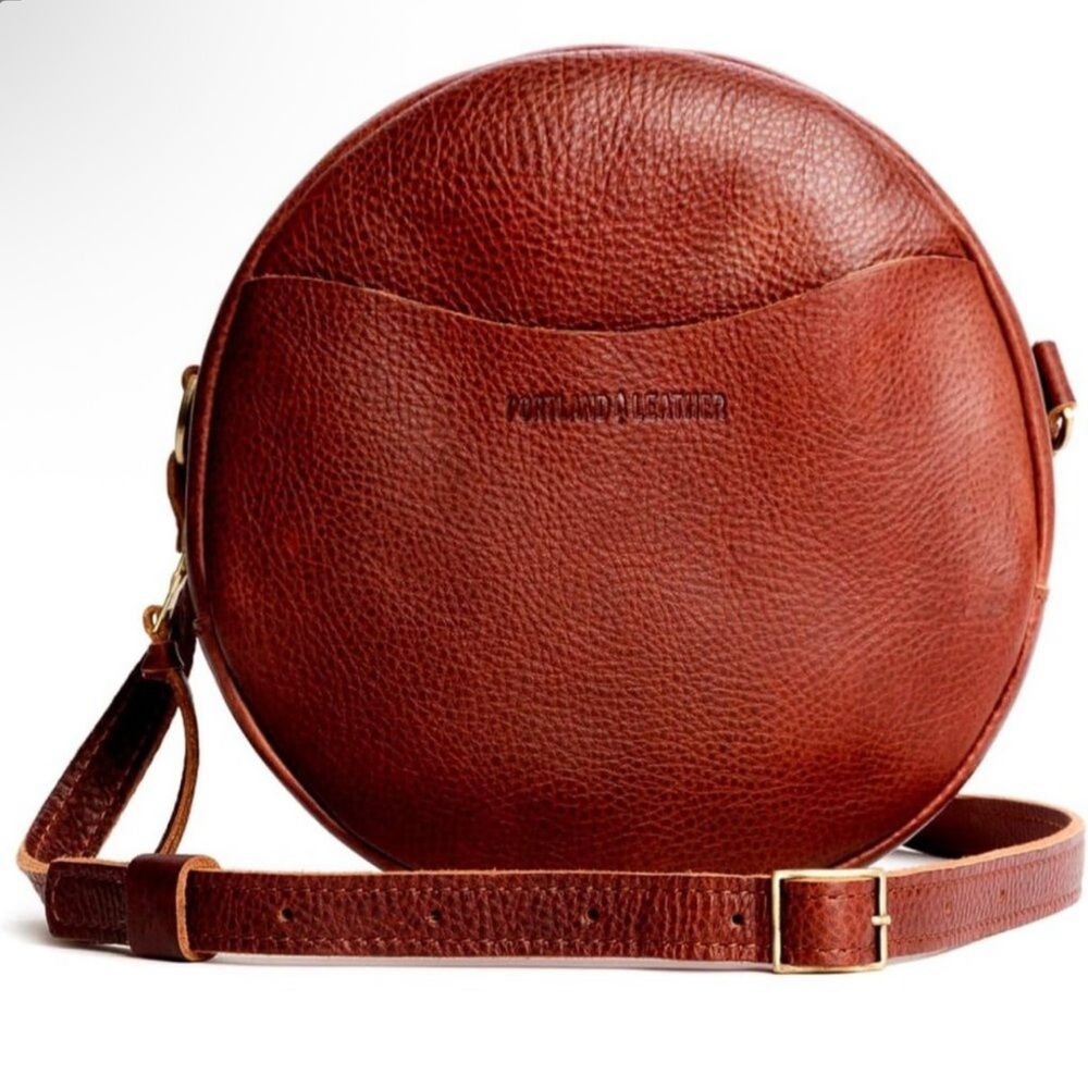 Portland Leather Goods Large Circle Crossbody Bag for Women Nutmeg